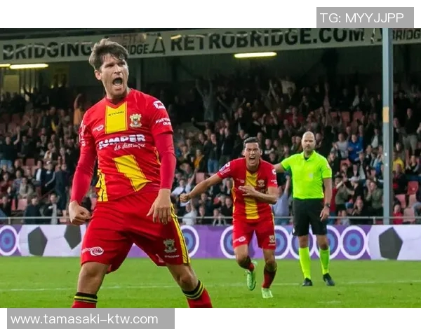 伊比布奇与大卫图阿的巅峰对决谁将赢得最终胜利的精彩分析与预测 伊比布奇与大卫图阿的巅峰对决谁将赢得最终胜利的精彩分析与预测